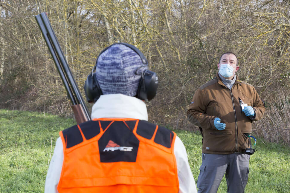 Peut-on avoir un fusil de chasse chez soi sans permis ? - Place du