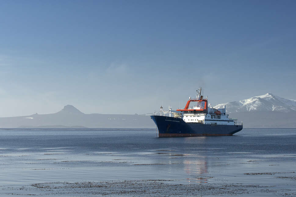 Le navire scientifique Marion Dufresne II. Crédit photo : Bruno MARIE / insularis@me.com