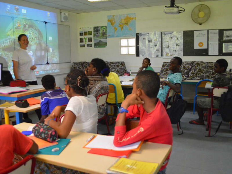 Intervention dans une classe du collège de Labattoir (Image d'illustration, 2016). Crédit photo : Fanny Cautain / OFB