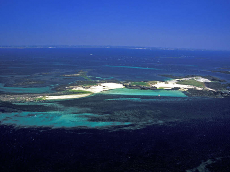 L'archipel de Molène vu du ciel. Crédit photo : Yves Gladu