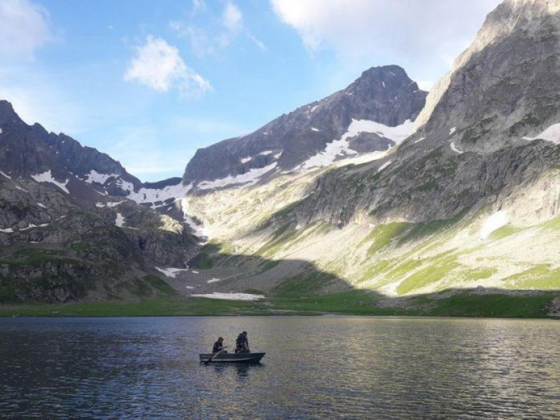 Etude hydrobiologique et piscicole du lac de la Muzelle. Crédit photo : N. Bergher 