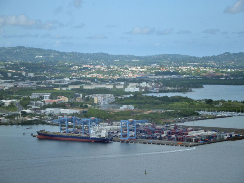 Le Grand port maritime de la Martinique occupe plus de 30 hectares de terre-pleins et près de 3 km de quais. Crédit photo : Morjane Safi / OFB