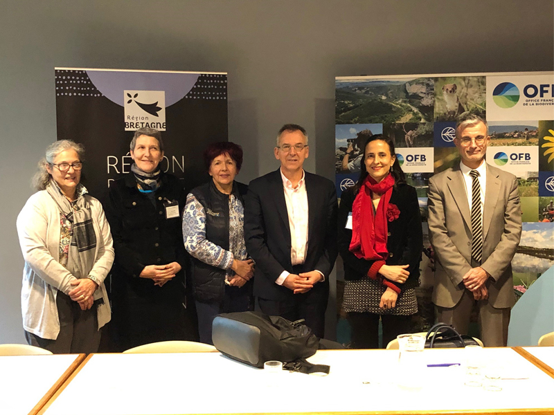 Création de l'Agence bretonne de la biodiversité, en présence de Stéphanie Antoine (deuxième en partant de la droite), Directrice générale adjointe de l'OFB. Crédit photo : Morgane Thieux-Lavaur / OFB 