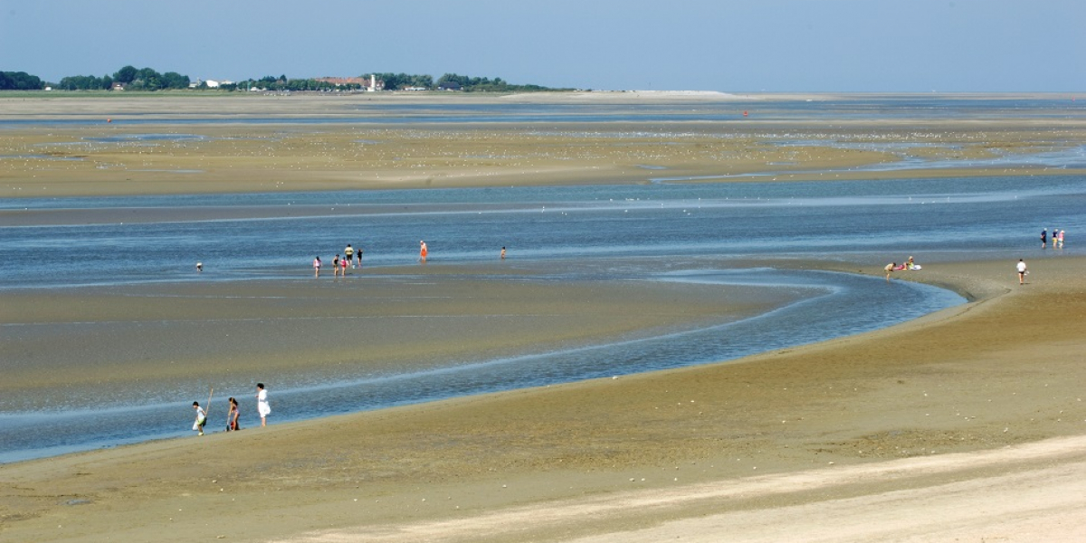  Une station balneaire de la baie de Somme. Crédit photo : Laurent Mignaux / Terra